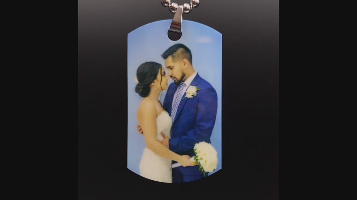 Video of a personalized dog tag necklace